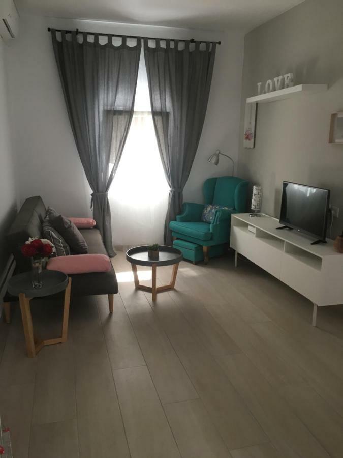 Apartamento Los Naranjos De Santa Justa Seville Exterior photo